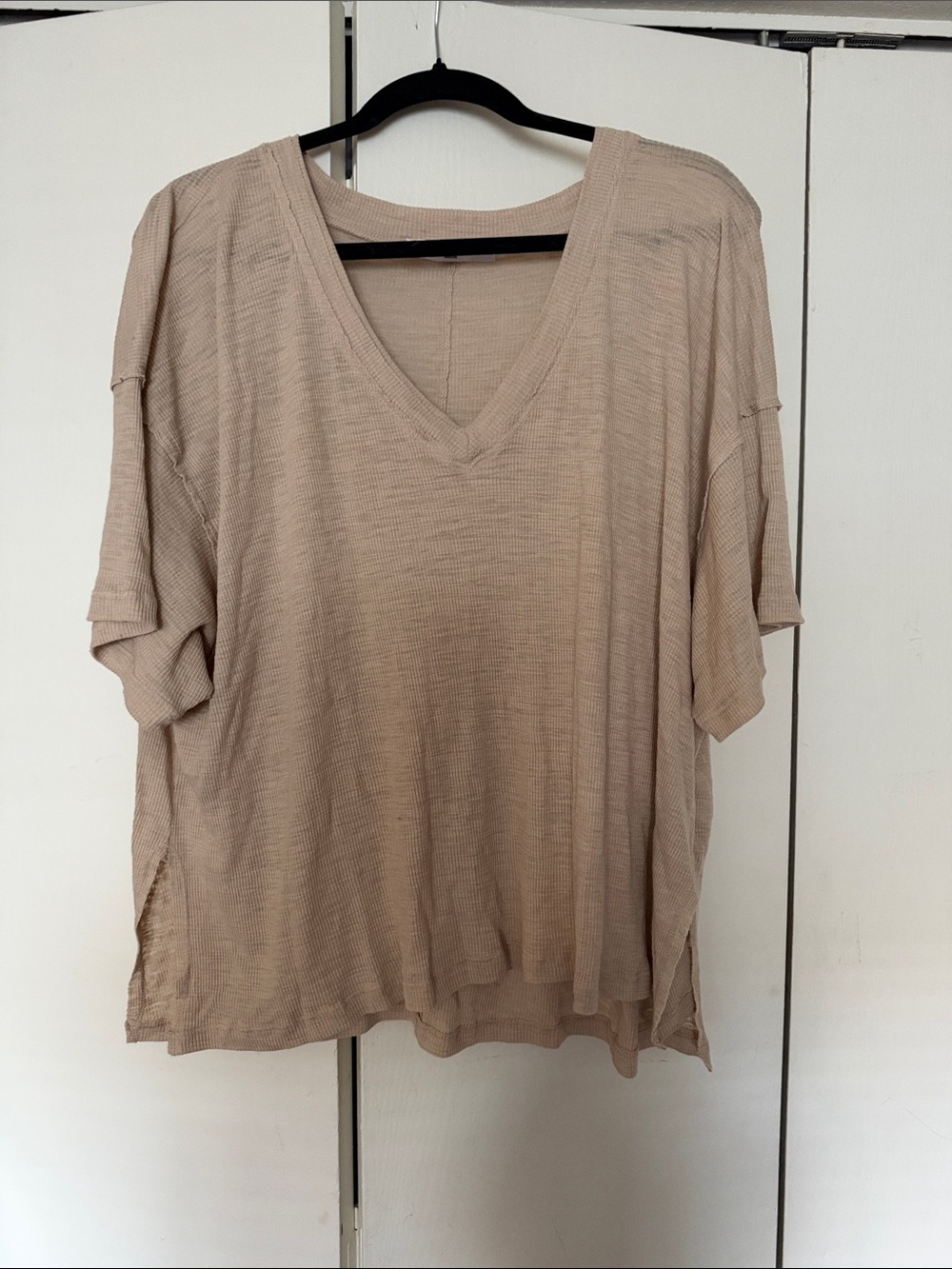 Project Social T Relaxed V-Neck Short Sleeve Top in Taupe Beige